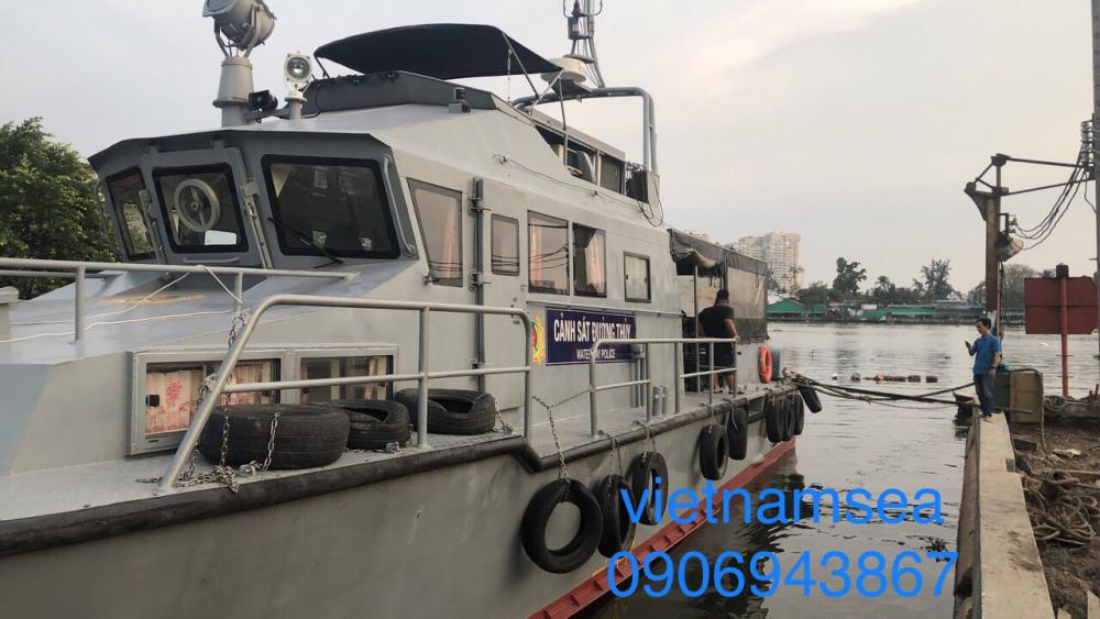 Bảo dưỡng sửa chữa tàu CA-0168 1300CV của Phòng Cảnh Sát Đường Thủy Công An Thành Phố Hồ Chí Minh
