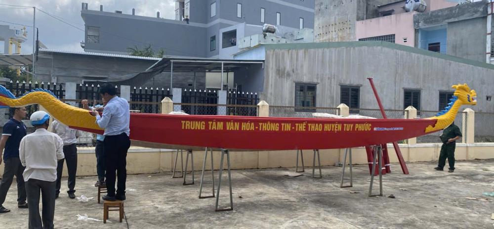 cung cấp 2 thuyền rồng composite cho Trung tâm văn hoá thông tin huyện Tuy Phước 2024