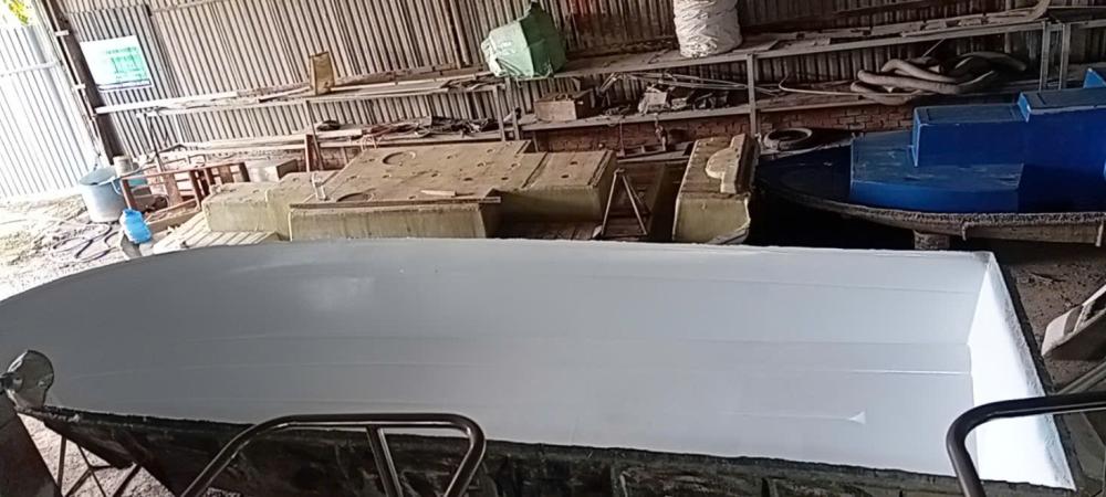 Quy trình làm toàn bộ thân vỏ cano bằng vật liệu composite – Giải pháp đóng mới cano chất lượng tại Vietnamsea